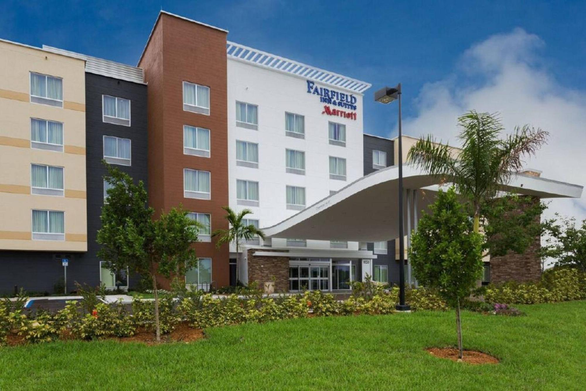 Fairfield Inn & Suites By Marriott Fort Lauderdale Pembroke Pines Exteriör bild